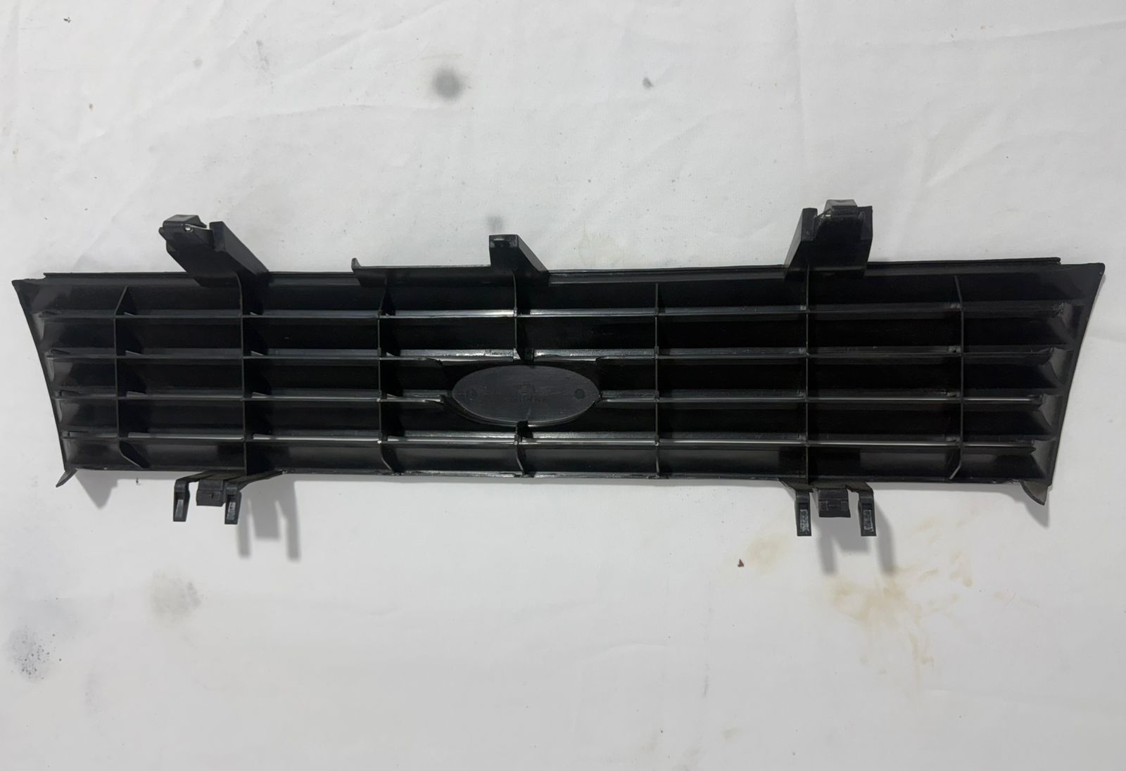 Grade Dianteira Do Radiador Ford Escort 84 A 86 Preto / Fosco